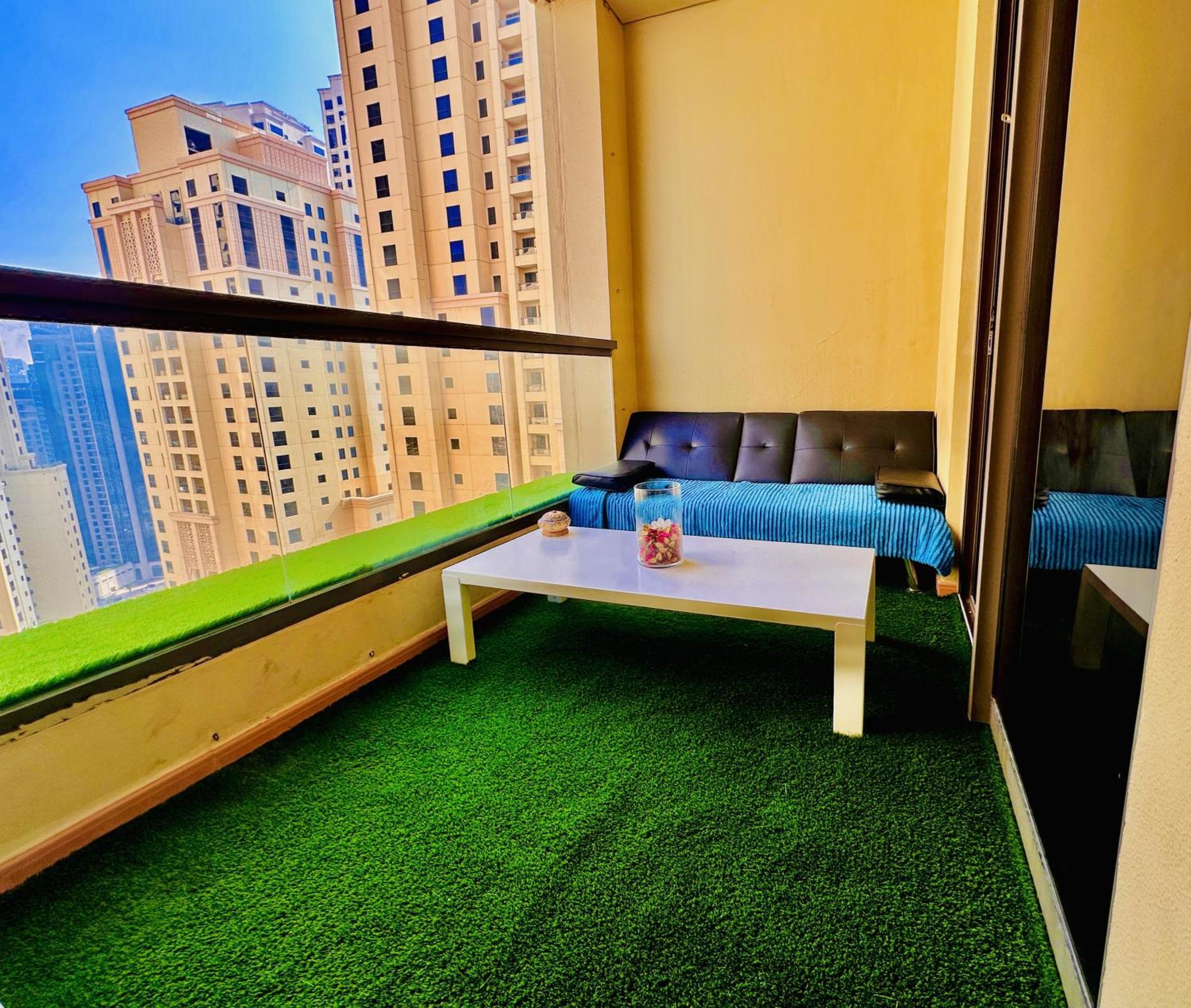 The Aero Hostel ดูไบ ภายนอก รูปภาพ